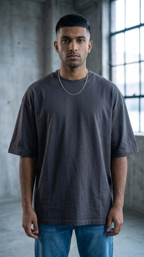Akaza Rhy T-shirt